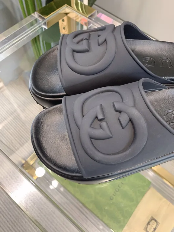 Gucci Shoe 